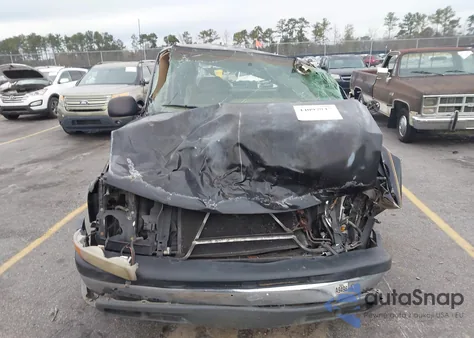 1999 Chevrolet Silverado 1500 из США, поврежденный, VIN 2GCEC19TXX1197354